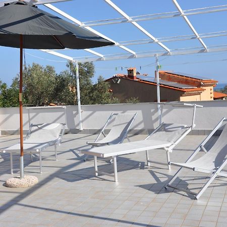 Villa Paolina Ceriale - App. 6 Posti Bagian luar foto